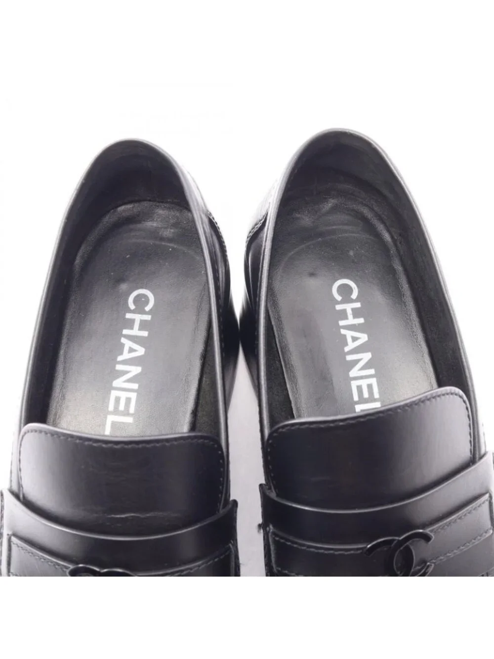 Chanel there are